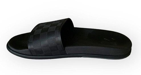 Louis Vuitton Waterfront slides in graphite monogram Grey Cloth