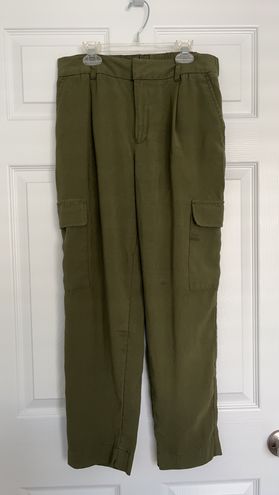 A New Day Cargo Pants Green Size 8 - $15 (53% Off Retail) - From N