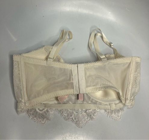 Victoria's Secret Dream Angels push up bra without padding white lace size  32DDD - $38 - From Nifty