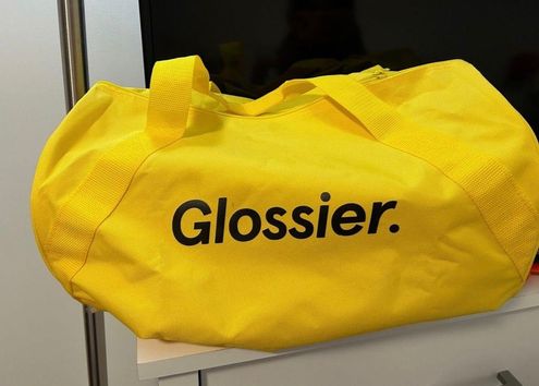 Duffle Bag – Glossier