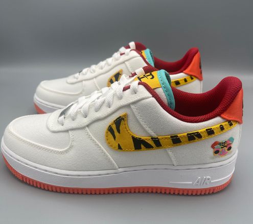 Nike Air Force 1 '07 LX Women's Shoes.