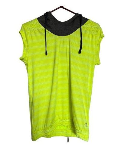 Mondetta MPG Performance Gear Womens Hooded Grey Lime Sleeveless Pullover  Flaw M Size M - $8 - From Kate