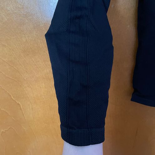 Zyia Active Black Ribbed Seamless 7/8 Leggings Size XL - $38