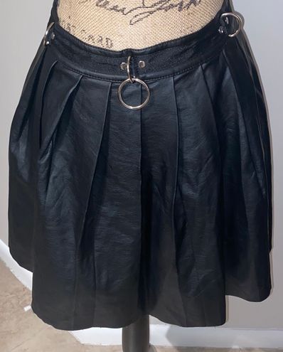 Current Mood Extra Short Pleated Vegan Leather Mini Skirt - Black – Dolls  Kill