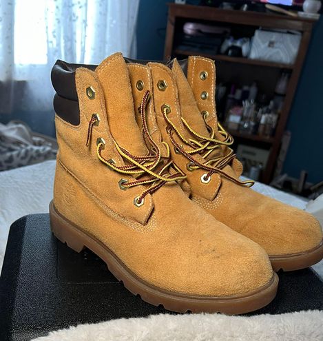 Sovjet Europa Dollar Timberland Tan Suede Boots Size 8 - $32 - From Natalle