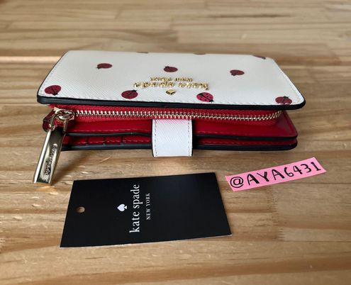 New With Tags Kate Spade New York Medium Bifold Zip Wallet. Original Price  $189.