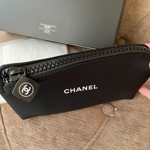 Chanel Clutch Makeup Pouch Gift Box Set Black - $60 New With Tags - From  Katie