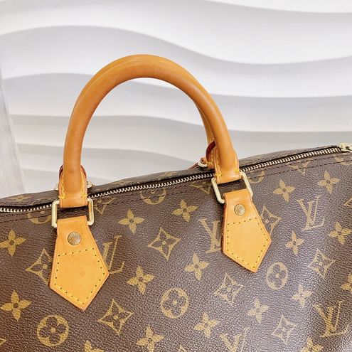 Louis Vuitton 💯Authentic Speedy 35 monogram Canvas - $750 - From Uta