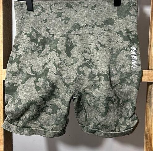 Gymshark Camo Seamless Shorts Size L - $25 - From Karen