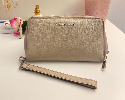 Michael Kors Beige Wallet Tan - $40 (76% Off Retail) - From Madison