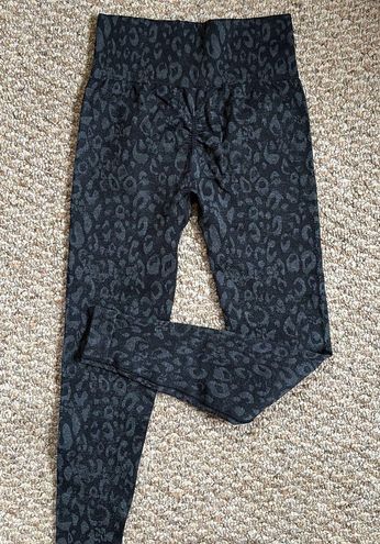 Gymshark adapt animal seamless black leopard print leggings - $55 - From  Flipped