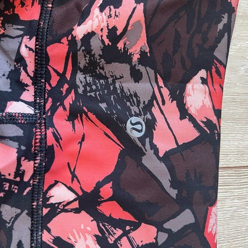 Lululemon X Soul Cycle Collab High Waisted Abstract Leggings SIze 6 - $45 -  From Christina