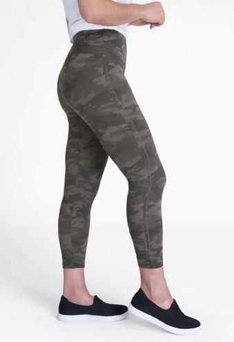 Spanx Lamn Seamless Cropped Leggings in Sage Camo Size: Small Green - $58  (14% Off Retail) New With Tags - From Kat