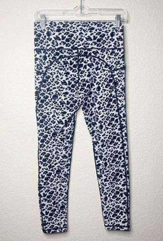 Zyia Active Snow Leopard Pocket Brilliant Hi-Rise Leggings Size 8