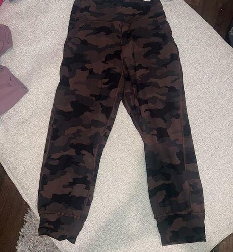 Lululemon Camo Pink and Black Cropped Leggings Size 6 - $40