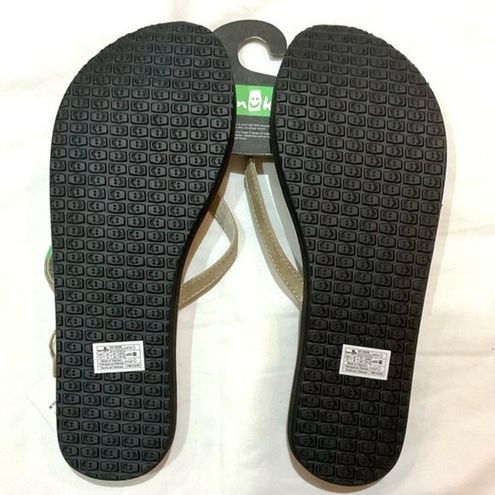 Sanuk Gold Metallic Flip Flops Thongs Sandals Sz 11 Yoga Spree 4 New Casual  - $24 New With Tags - From Trail City