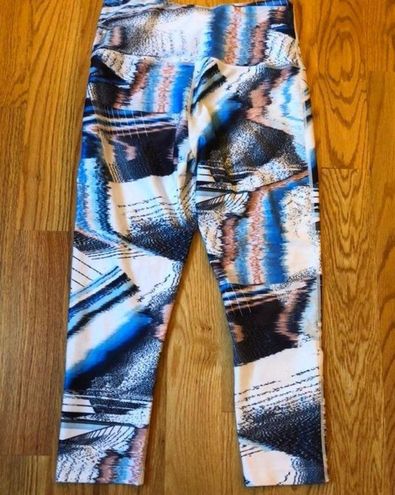 Zella live in high waist crop leggings size medium - $24 - From Michaela