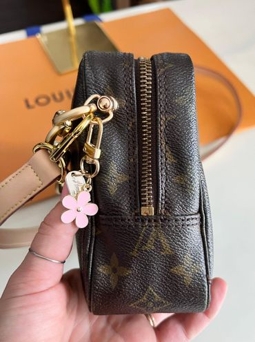 Louis Vuitton Trousse 23 Crossbody Brown - $350 - From Fancy