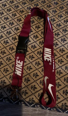 nike lanyard maroon