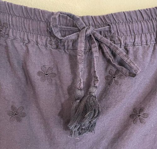 Ann Taylor LOFT Women's Cotton Eyelet Drawstring Shorts Navy Blue Size XL -  $29 - From Frugal