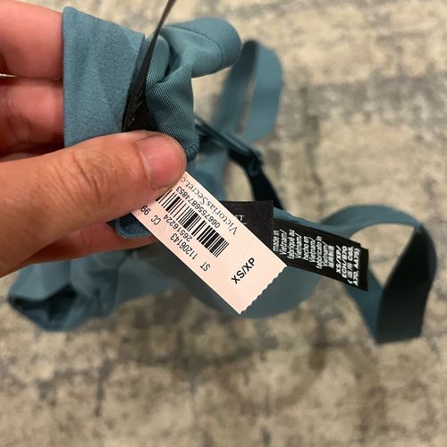 Victoria's Secret NWT Live On Point Victoria Secret Seamless Bra Teal Size  XS - $21 New With Tags - From Mya