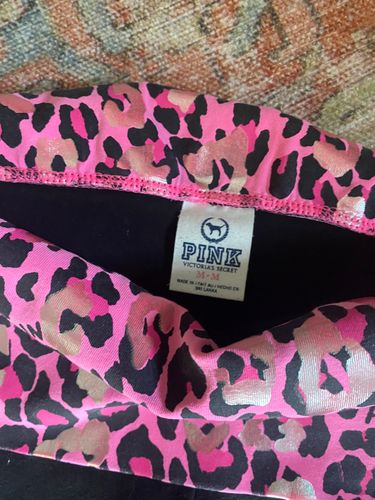 VSPINK szS cheetah bling foldover yoga's,EUC  Vs pink, Pink victoria  secret pants, Pink yoga pants