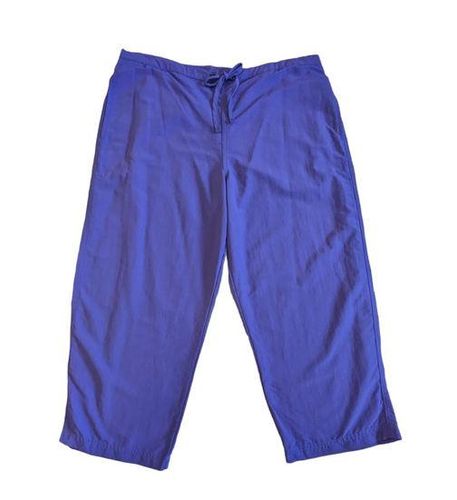 L.L.Bean Relaxed Fit Purple Hiking Capris Cropped Pants Capri SunSmart  Gorpcore Size M - $23 - From Jillian