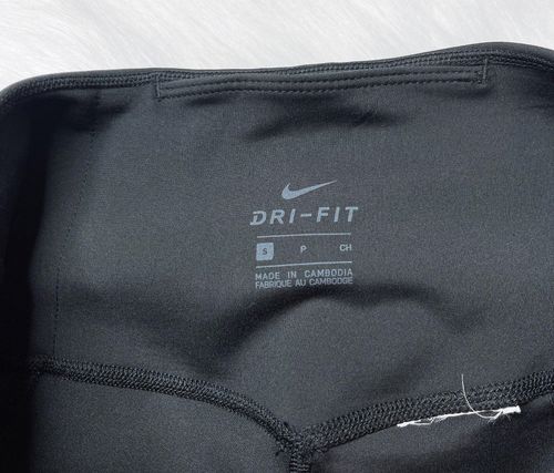 Nike Air Leggings Black - $40 (38% Off Retail) - From Elizabeth