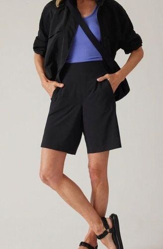 Athleta Brooklyn Bermuda Shorts in Black size 6 - $39 - From Ana