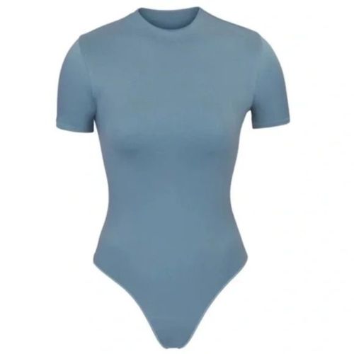 SKIMS Essential T-Shirt Thong Bodysuit in Arctic Size 4X/5X - $31