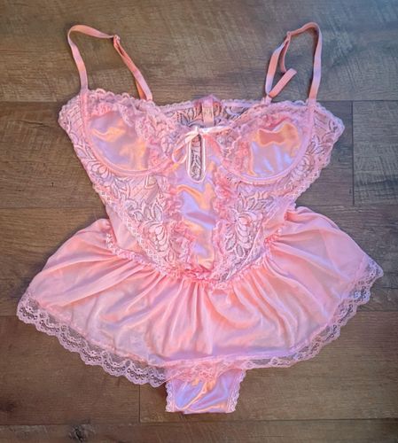 Sugar Thrillz Ruffled Lace Bra Top - Pink – Dolls Kill