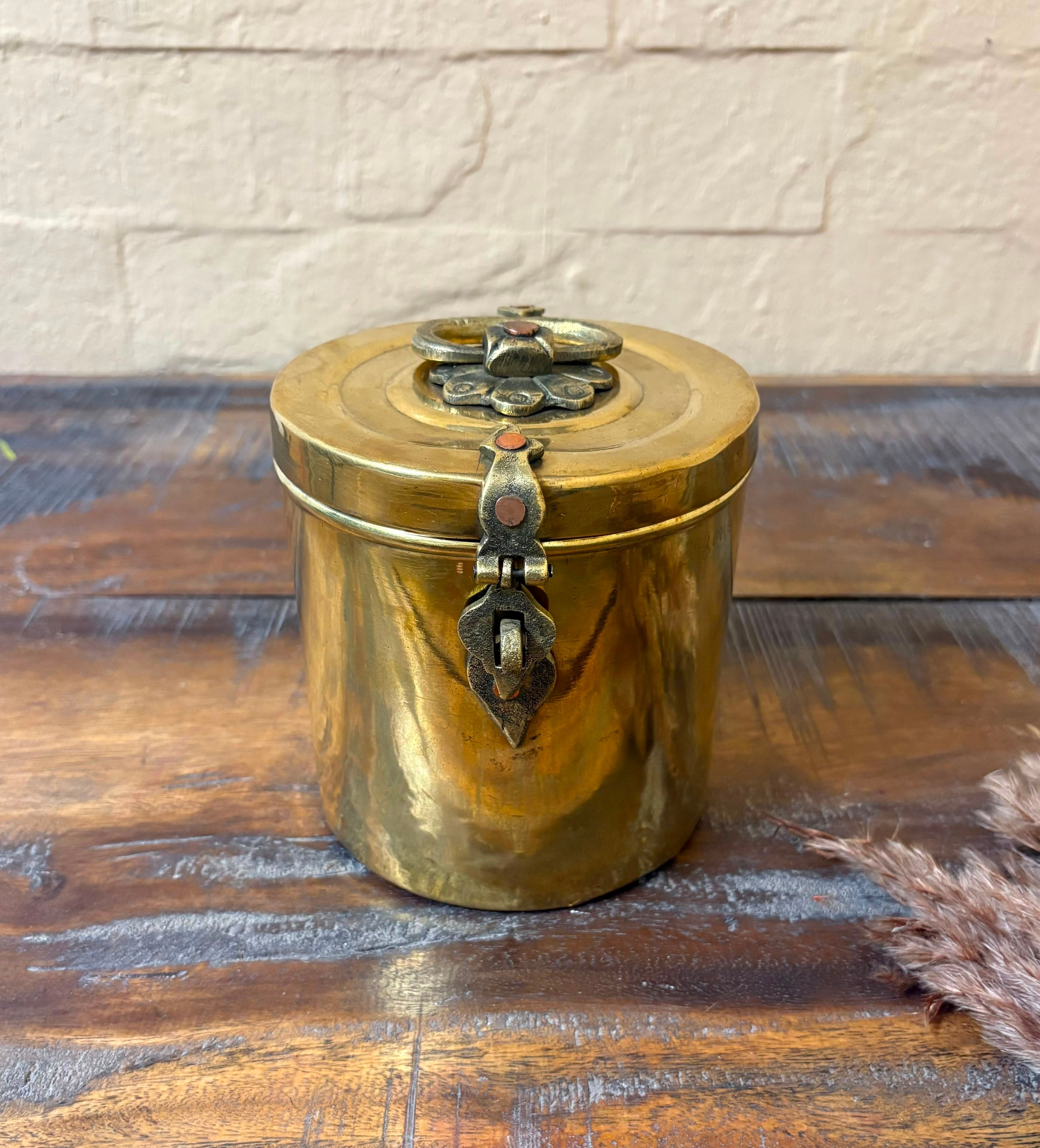 Antique Brass Banni