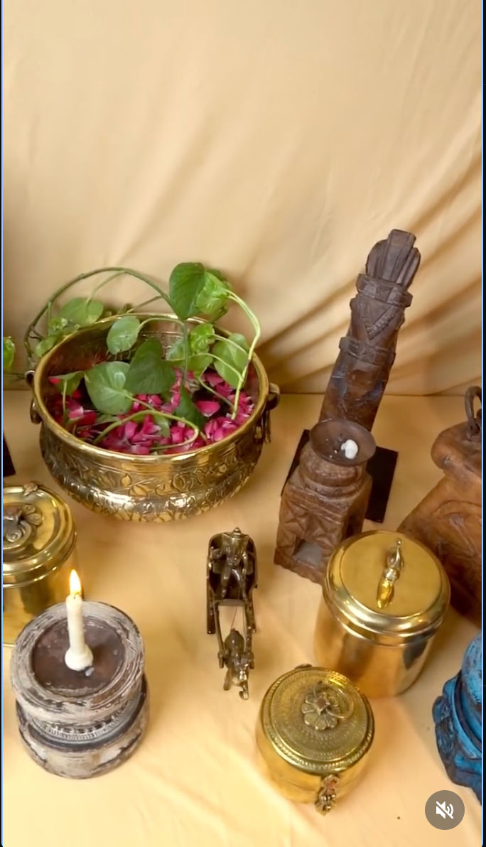 Antique product showcase