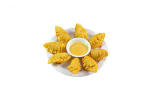 Dumplings frits à la sauce sésame / Fried Dumplings with Sesame Sauce