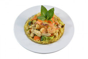 Chow mein à la cantonnaise / Cantonese-Style Chow Mein