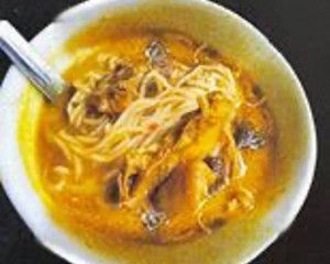 Curry on Vermicelli (Curry Chicken)