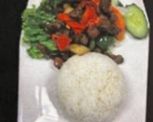 Sauteed Cube of Beef on Rice