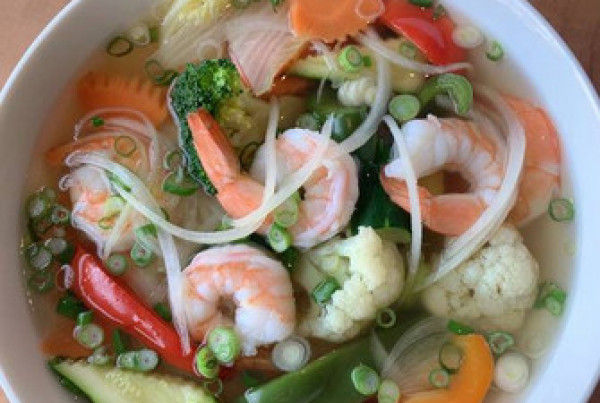 P8: PHỞ TÔM - Soupe tonkinoise aux crevettes et légumes