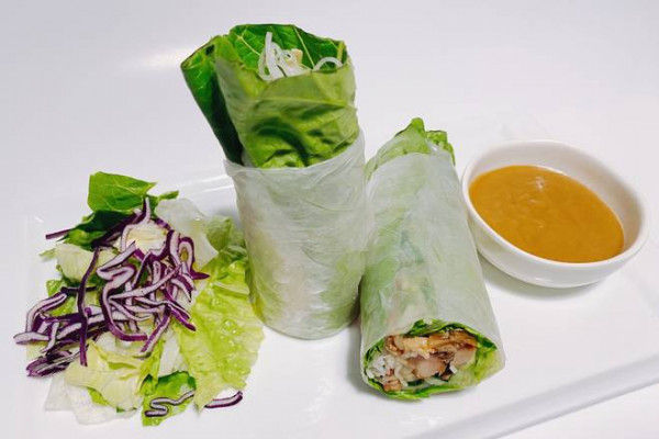 Rouleau printanier au poulet / Spring Roll with Chicken