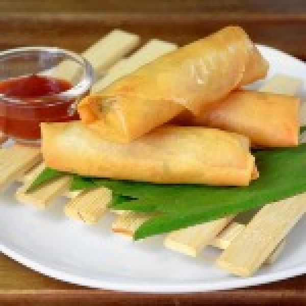 Crispy Spring Rolls (2 Rolls)