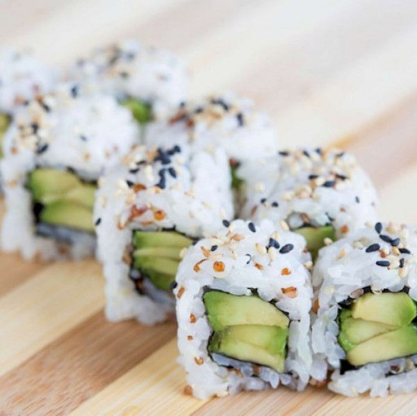 Uramaki Avocat (8mcx)