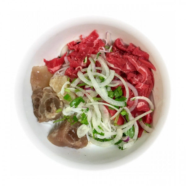 P9. Rare Beef, Tendon Pho-罕有嘅有腱嘅麵-Phở Tái Gân
