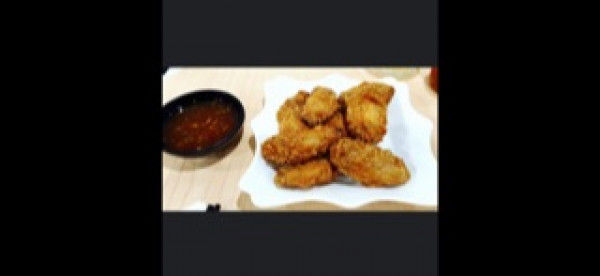 #5.Crispy Butter Garlic Chicken Wings-蒜蓉牛油雞翼-Cánh Gà Bơ Tỏi (8PCS)