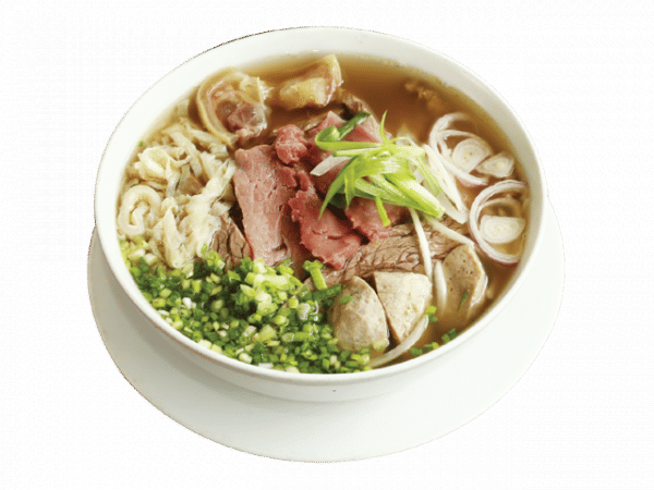 P13. Rare Beef, Brisket, Tripe Pho-麵湯上面包住牛肉-Phở Tái Nạm Sách