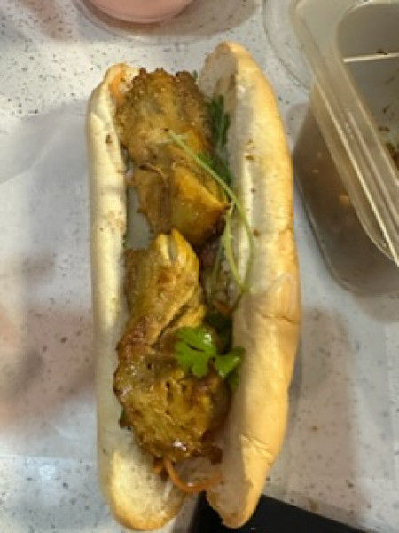 B. Grilled Lemongrass Chicken Bread- 燒雞三文治-Bánh mì gà