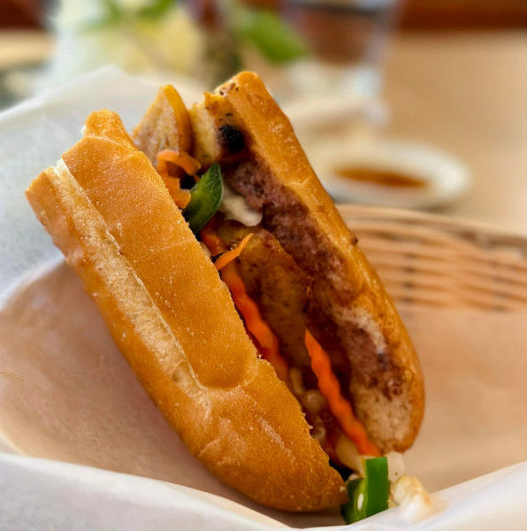 E. Veggie Bread-素食蔬菜麵包-Bánh mì chay