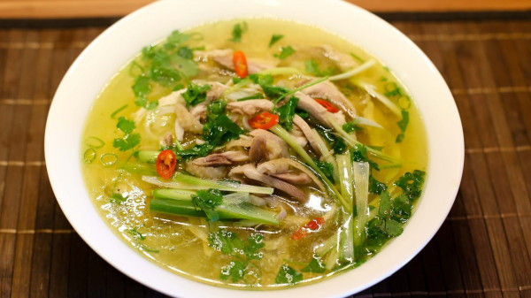 Pho Poulet feuille kefir