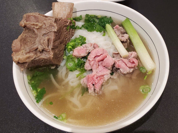 3.Rice Noodle in Beef Broth (Large)