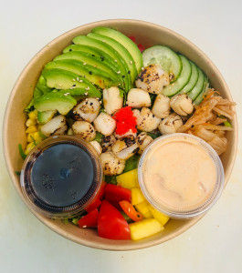 102. Poké bol PETONCLE GRILLÉ
