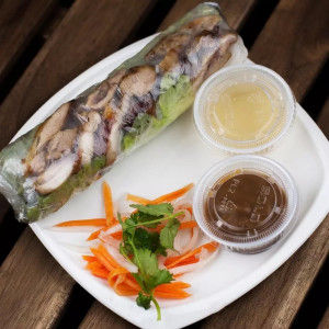 3. ROLL POULET